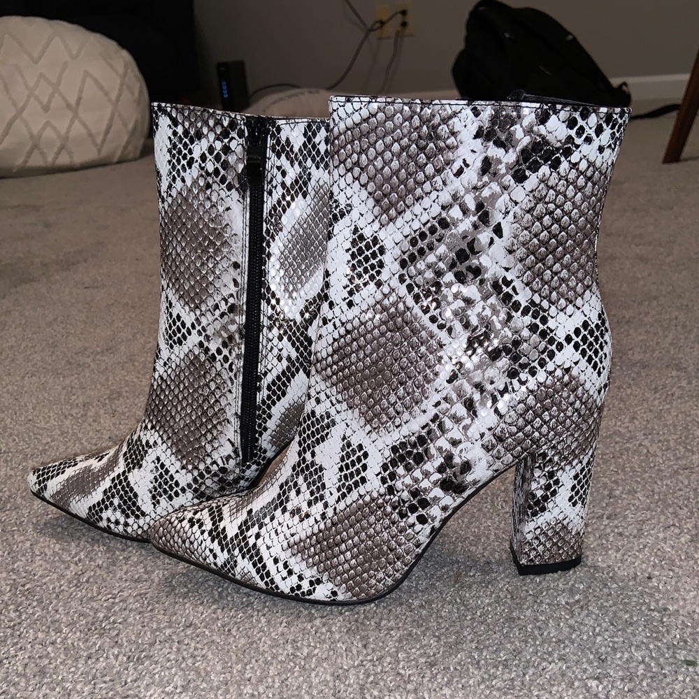 Snakeskin Print Heeled Booties